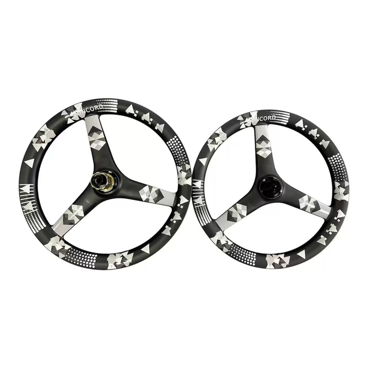SUNCORD 18” / 355 Wide Carbon Fiber Tri-Spoke Wheelset